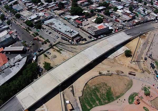 Puente Distribuidor Av. Las Ferias